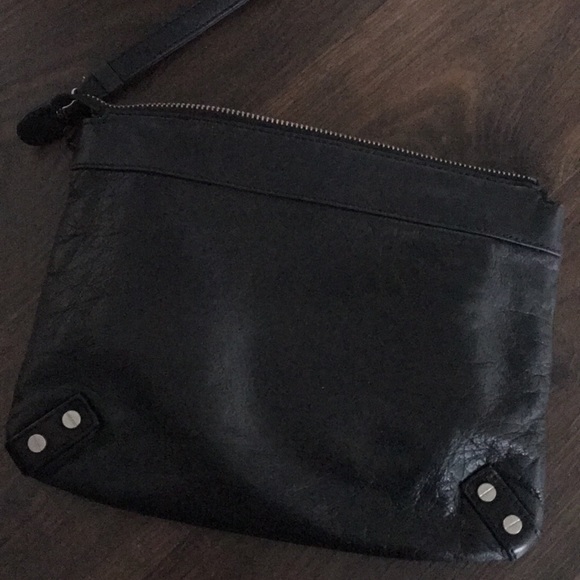 Club Monaco Large Leather Wristlet - Picture 2 of 6